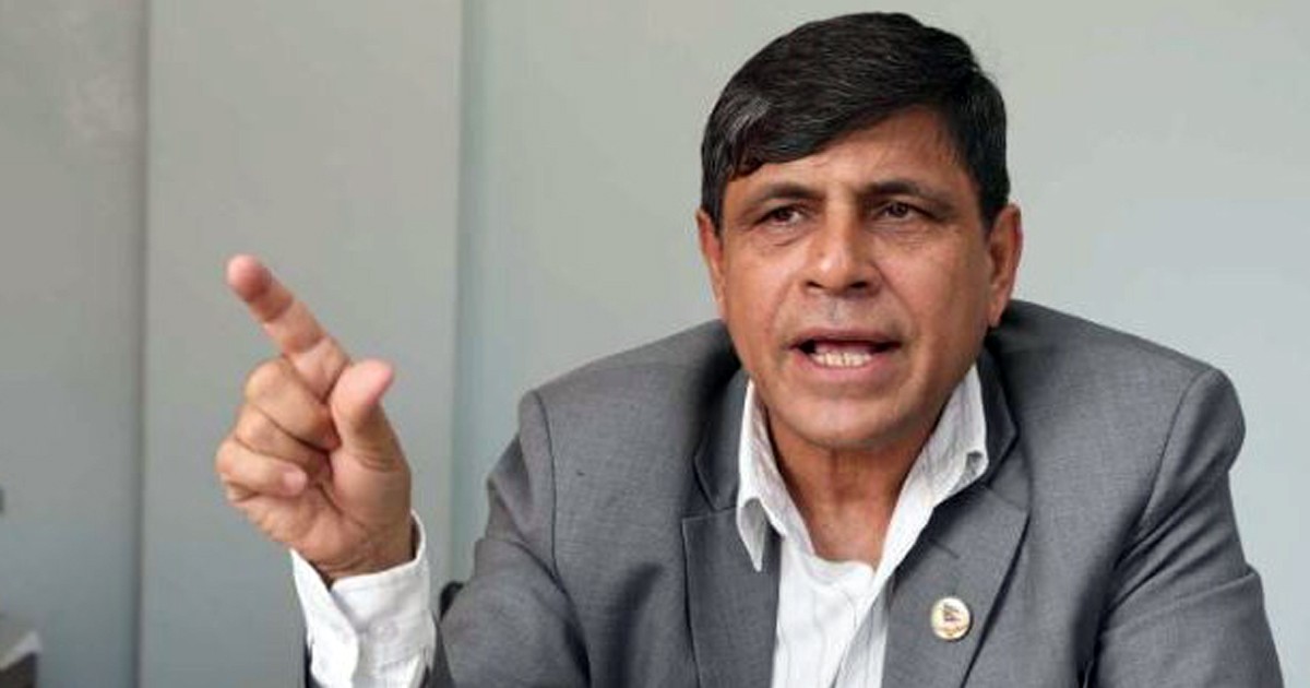 मन्त्री नहुँदा सर्वनाश हुन्छ भन्न थाले घनश्याम भुसाल ! ‘फागुन दोस्रो हप्ता डरलाग्दो संकट’