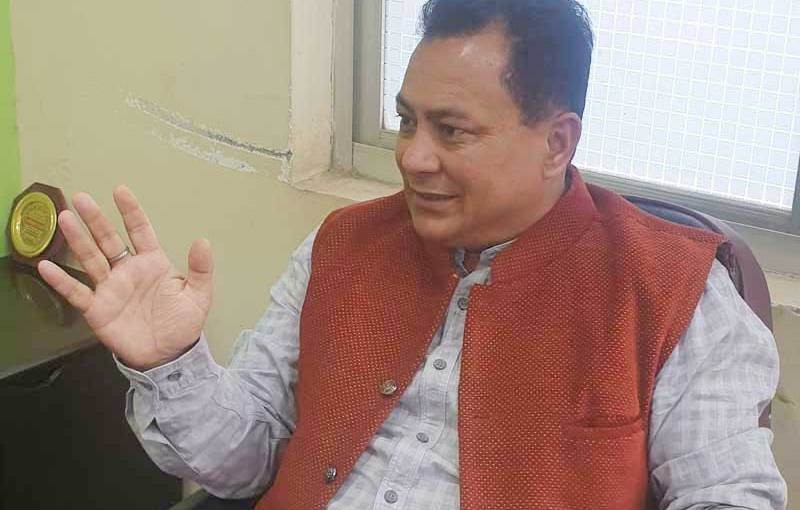 यी कम्युनिस्ट पापीहरूले लाज, घिन, सरम सबै पचाइसकेका छन् : कांग्रेस नेता महर्जन