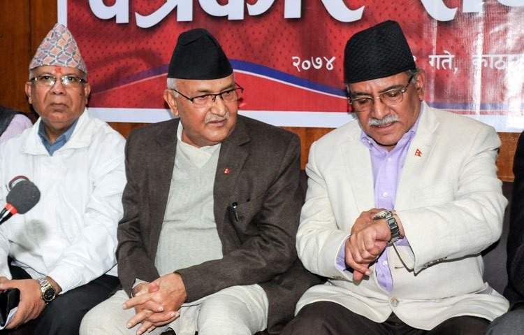 संसदीय दलमा समेत ओली अल्पमतमा, ११ सांसदको ठूलो पिर!