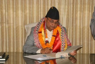 ईश्वर पोखरेलले लुकाए स्वास्थ्य सामाग्री खरिदमा सेनाले गरेको भ्रष्टाचार, यसरी गरे बचाउ