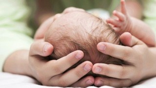 नवजात शिशुलाई जङ्गलमा फाल्ने युवायुवती पक्राउ
