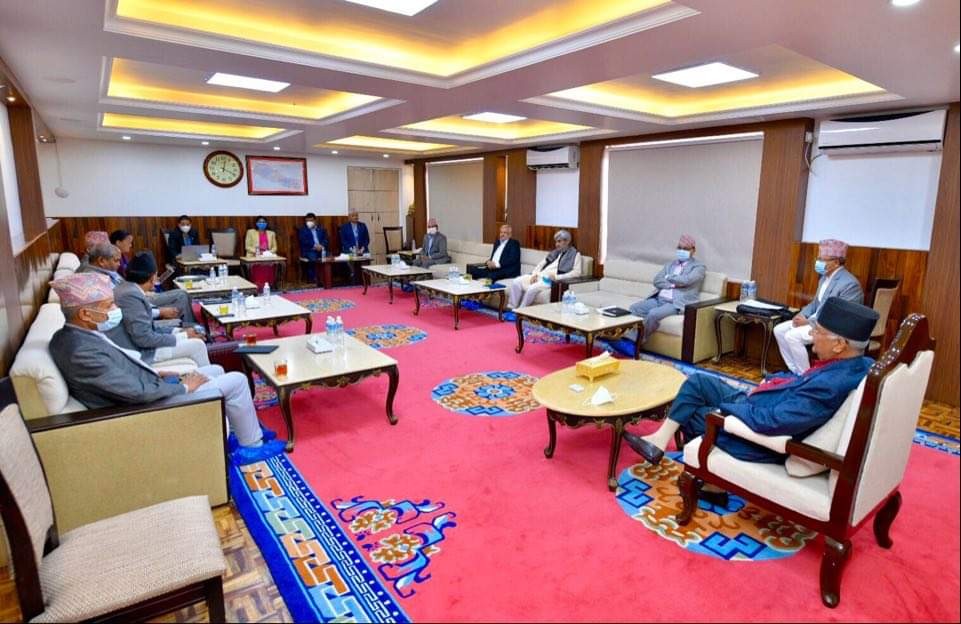 सरकार बनेको तीन वर्ष हुनै लाग्दा पनि १२ मन्त्रीहरुको सम्पत्ति विवरण किन सार्वजनिक भएन ?