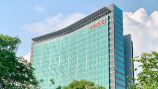 अमेरिकी सञ्‍चार कमिसनद्वारा हुवावे र जेडटीई सुरक्षा चुनौती भएको भन्दै वितरणमा प्रतिबन्ध