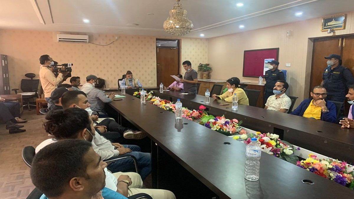 नेकपाको चंगुलबाट नेविसंघले जोगाउन नसकिरहेको त्रिभुवन विश्वविद्यालय