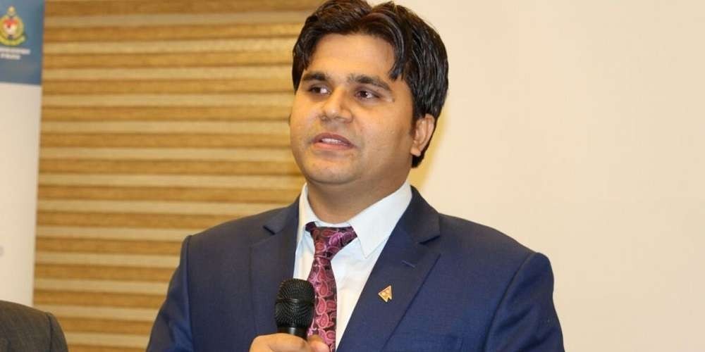 थेग्नै नसक्ने विराेधपछि वैदेशिक रोजगार बोर्डबाट खड्का आफैले दिए राजीनामा