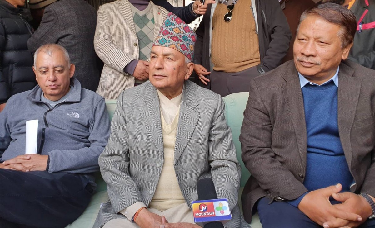 प्रकाशमानले सभापतिमा लड्ने घोषणा गरेपछि झस्किए रामचन्द्र, बोहोराटारमा सन्नटा! 