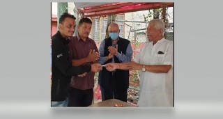 केन्द्रिय सदस्य नै काँग्रेस प्रवेश, नेकपा कार्यकर्ता विहीन बन्दै
