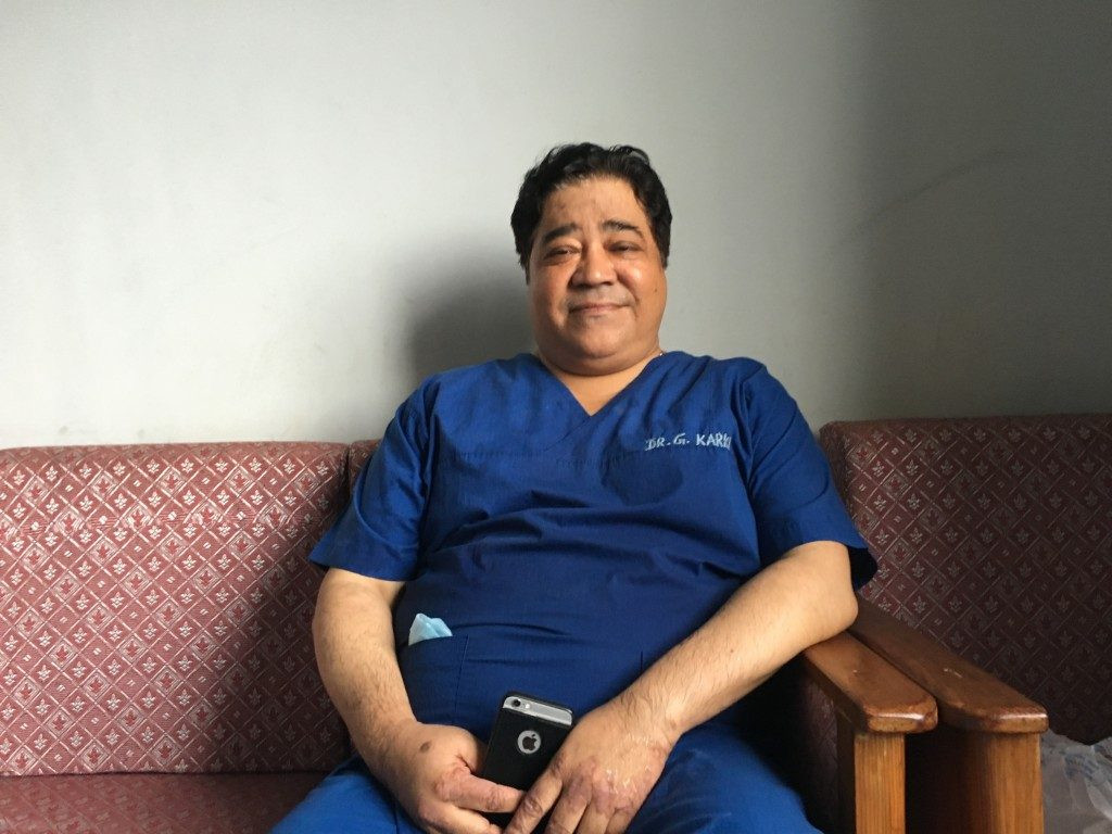 'नेपालमा स्वास्थ्य सामग्रीकाे अभाव, कोरोनाले दिर्घ राेगी मात्रै हैन् कसैलाई छोड्दैन'