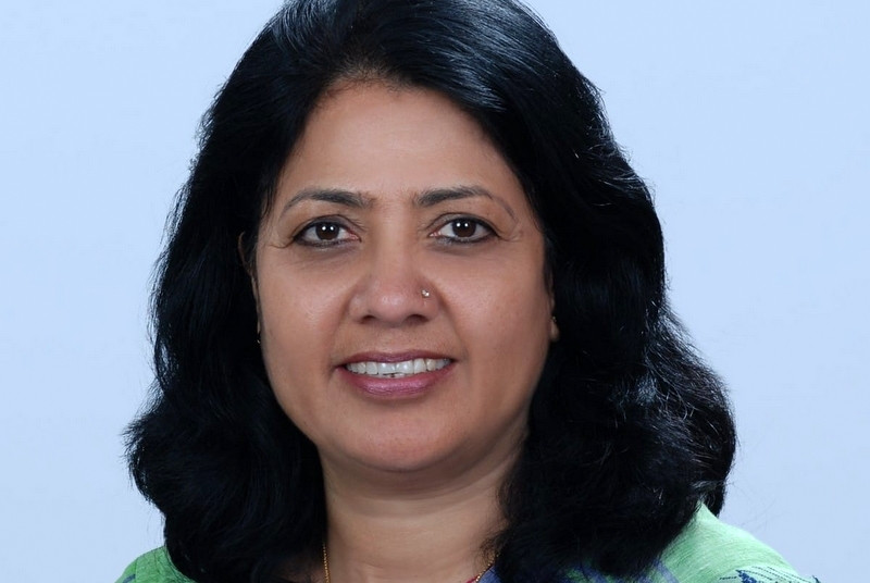 ओलीले खेले खतरनाक खेल, बामदेवलाई माइनस गर्न यी महिला सांसदलाई अर्थराज्यमन्त्रीको पद!