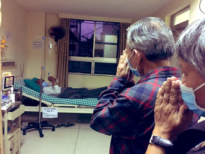 डा.केसीको स्वास्थ्य गम्भीर बन्दै छ, आँखा खोल ओली सरकार : बाबुराम भट्टराई