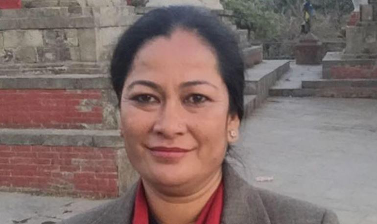 बालुवाटारभित्रै यी महिलाले गरिन् विद्रोह, निरु पाल ट्वा !