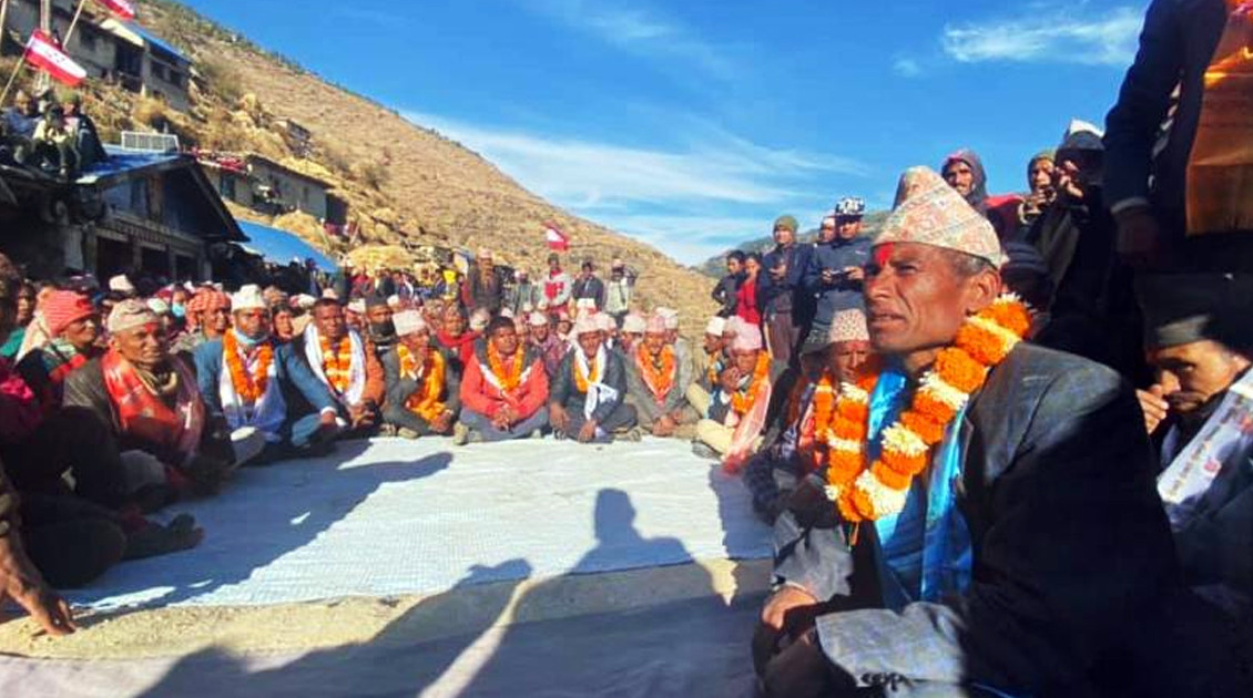 नेकपा छाडेर कांग्रेसमा आउनेको ओइरो, एकैदिन १५९ जना प्रवेश