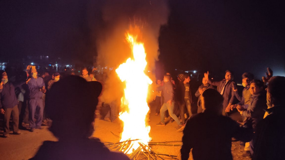 कांग्रेस कार्यकर्ताको आक्रोश बढेपछि ओली सरकारविरुद्ध राँको बल्यो