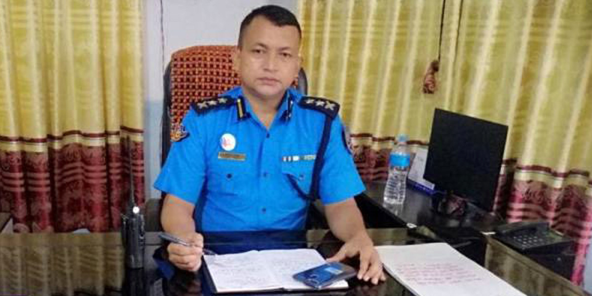 आईजीको खास मान्छे भन्दै एसपी कमल थापाको असुली धन्दा, पोल खुलेपछि घुमुवालाई कारवाही 
