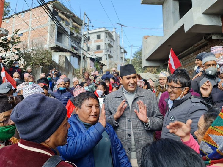 झण्डै दुईतिहाइ हुँदा पनि कम्युनिस्टले सरकार चलाउन सकेनन्, अब दण्ड दिनुपर्छ : नेता खतिवडा