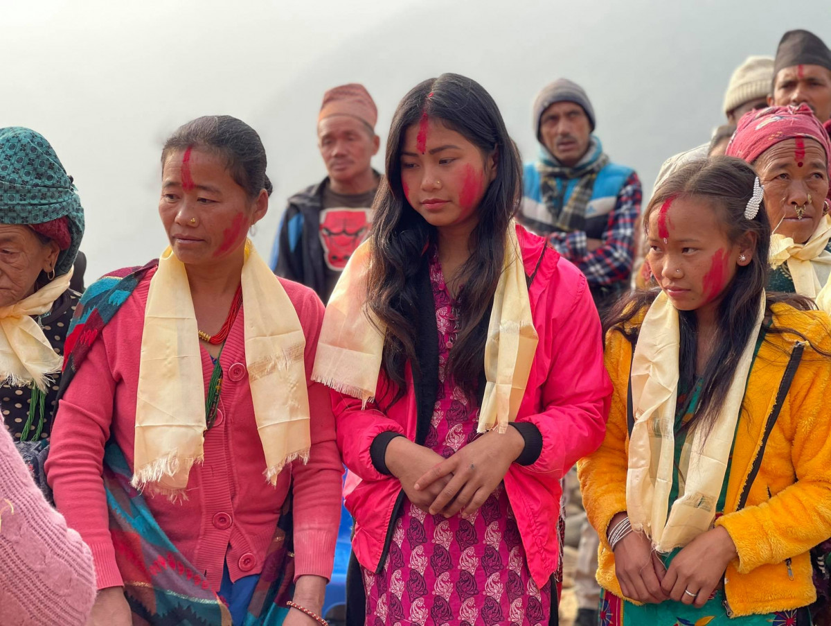 झूटा आश्वासन बाँड्ने नेकपा छाडेर ६० जना कांग्रेसमा प्रवेश