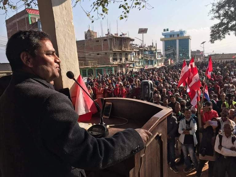 ‘ईश्वर मान्दिनँ’ भनेर शपथ नखाने ओलीले पशुपतिमा जानु नाटक हो : कांग्रेस नेता पौडेल
