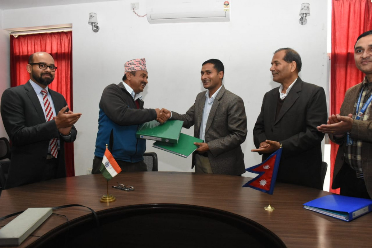 धादिङ्ग र सिन्धुपाल्चोक जिल्लामा स्वास्थ्य चौकी पुनर्निर्माणका लागि भारतद्वारा५३ करोड आर्थिक सहयोग