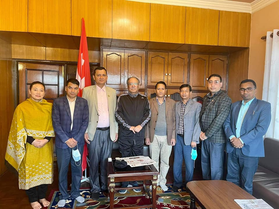 ओली पक्षमा अर्काे विद्रोह, यी सांसद प्रचण्ड–नेपाल पक्षमा प्रवेश