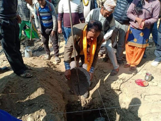 कांग्रेस नेता तथा पूर्वमन्त्री बस्नेतबाट बाढीपीडितको घर शिलान्यास 