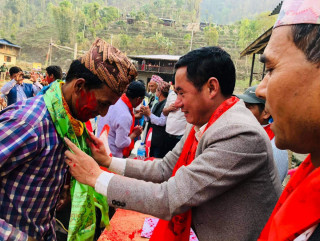 ओली र प्रचण्डका कर्तुतले लज्जित भएका कम्युनिस्टहरू कांग्रेसमा प्रवेश