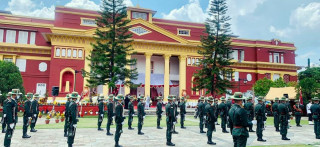 केपी ओलीतिर ढल्केका यी २ पूर्व माओवादीहरू ‘आउट’, को–को  बन्दैछन् मन्त्री ?