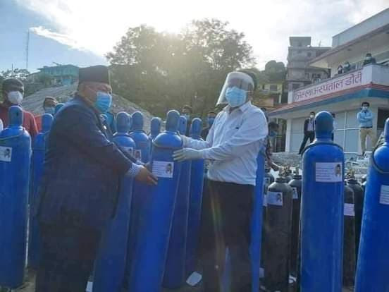 करोडौं सहयोग गर्दा पनि प्रचार नगर्ने कांग्रेस नेताहरूले मन्त्री प्रेम आलेबाट केही सिक्ने कि ?