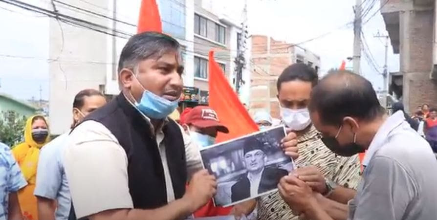बाबुराम भट्टराईको घृणित अभिव्यक्तिविरुद्ध सडकमै पोखियो आक्रोश