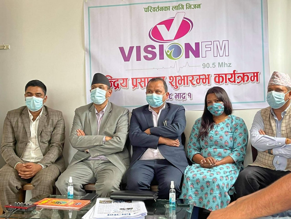 फुटको राजनीतिले केही हुँदैन, सकेसम्म सबै जुटेर देश निर्माणमा लाग्नुपर्छ : कांग्रेस नेता खतिवडा