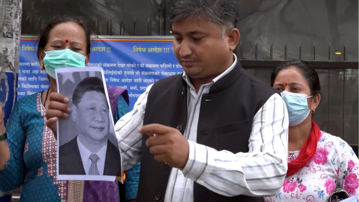चीनविरुद्ध काठमाडौंमा प्रदर्शन, चिनियाँ राष्ट्रपतिको पुत्ला दहन