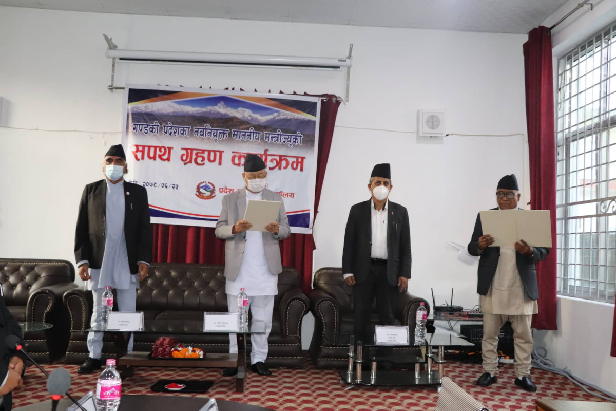 कांग्रेसबाट सरकारमा १ मन्त्री थपिए, नियुक्तिपछि पद तथा गोपनियताको शपथ