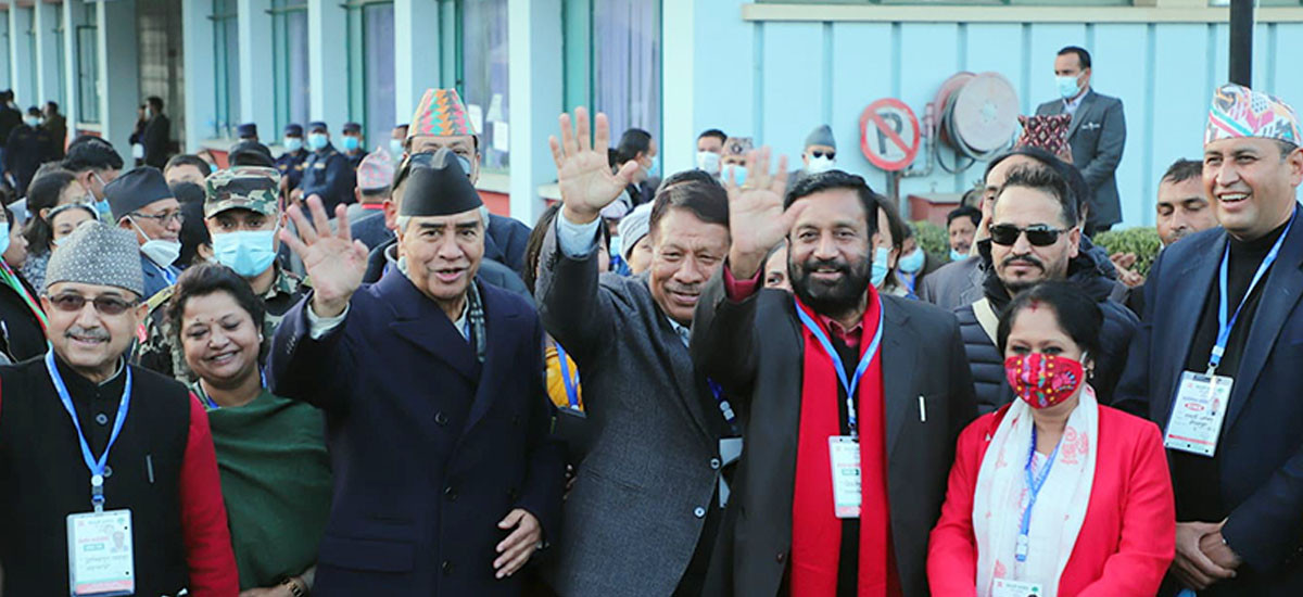 सभापतिमा देउवालाई जिताउन मैदानमै उत्रिए प्रकाशमान र बिमलेन्द्र, यसरी गर्दैछन् प्रचार