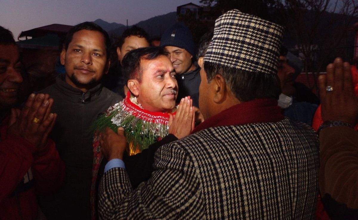 बिपी कोइरालाको पदचाप पछ्याउँदै महामन्त्री विश्वप्रकाश, देखाए पार्टीलाई नेतृत्व गर्नसक्ने सम्भावना