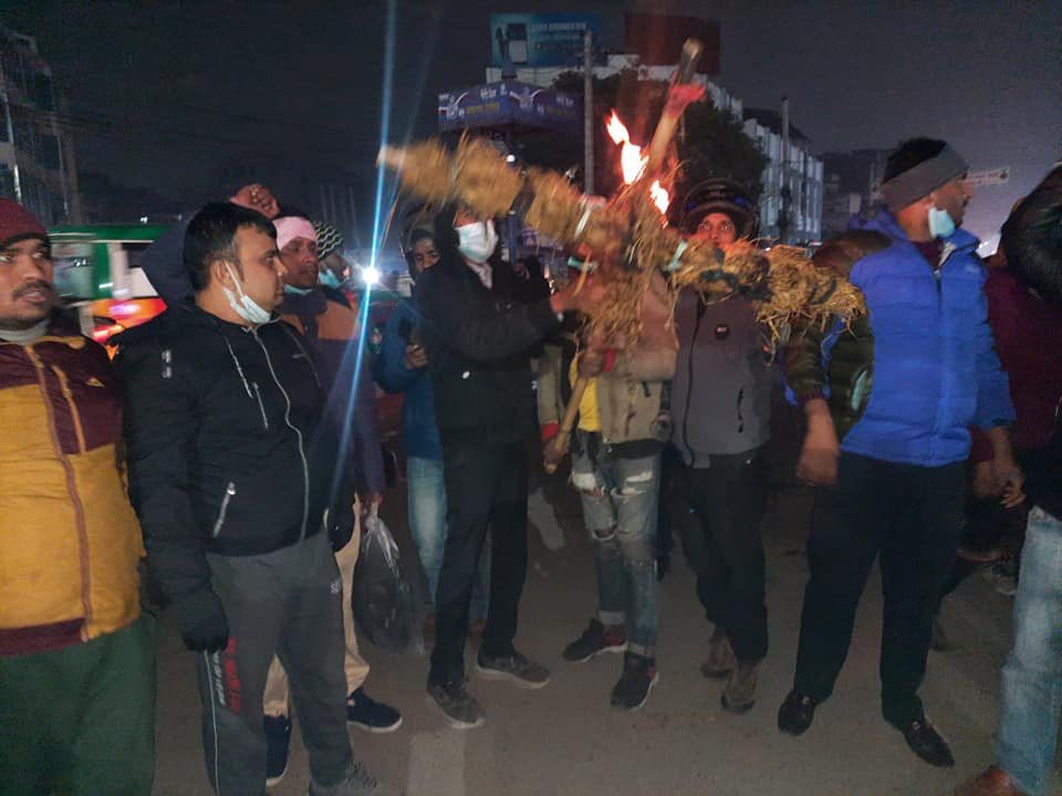 प्रदेश २ को नाम र राजधानी तोकेलगत्तै वीरगन्जमा मुख्यमन्त्री राउतको पुत्ला दहन