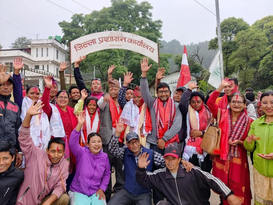 ३० वर्षपछि दोलखाको भीमेश्वरमा कांग्रेसले भत्कायो एमालेको किल्ला