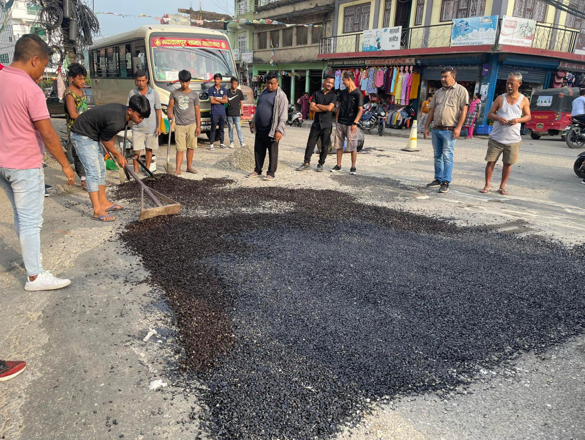 कांग्रेसका जनप्रतिनिधीको काम देखेर कम्युनिस्टहरु चकितः अघिल्लो दिन जिते, भोलीपल्ट विहान डोजर लिएर निस्किए, साँझ काम फत्ते 