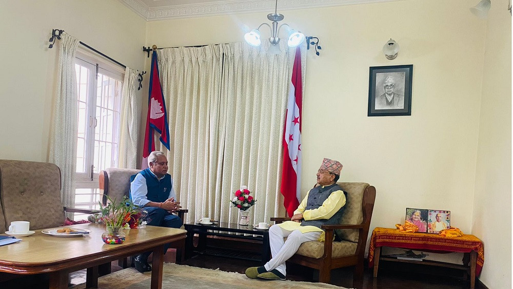भारतीय राजदूत श्रीवास्तवले भेटे कांग्रेस उपसभापति खड्कालाई, के भयो कुराकानी? 
