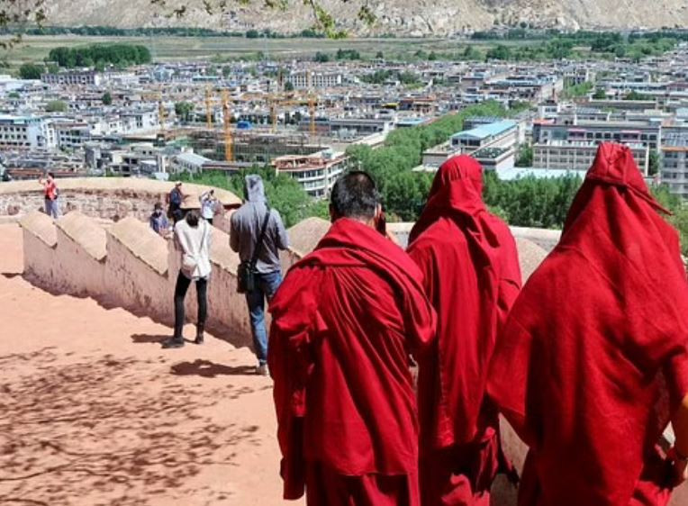 राष्ट्र र राज्य भएकाहरु हो संसारमा राज्यविहीन भएका तिब्बतीहरु 
