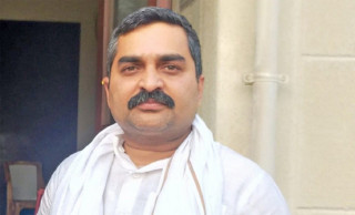 ओलीले प्रदेश प्रमुख बनाएका अहिराजले गरेका रहेछन यस्तो फट्याँइ, कांग्रेसी वडाध्यक्षले लिए कडा कडा एक्सन 