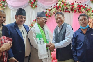 विवेकशील साझाका ठूलै नेता कांग्रेस प्रवेश, चौतर्फी खुसियाली 