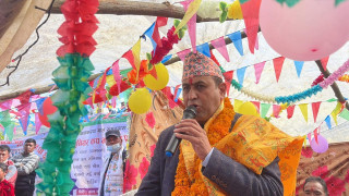मलाई मत दिनुस्, ओखलढुंगालाई नयाँ दिशा दिन्छुः खतिवडा 
