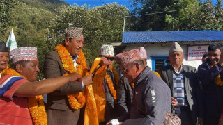 ओखलढुंगामा रामहरीको जित सुनिश्चित, जन्तरखानीका १५० एमाले नेता–कार्यकर्ता कांग्रेसमा प्रवेश