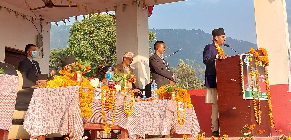 बैतडी पुगेर देउवाले दिए यस्तो अभिव्यक्ति, सुदुरपश्चिममा खुसियाली 