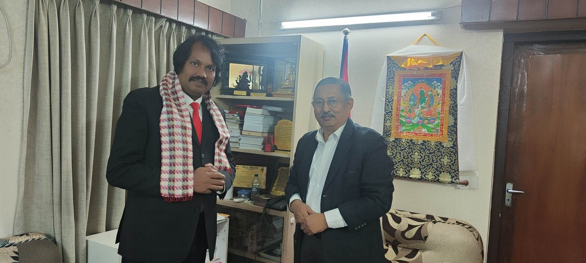 सिके राउतको दौडधुप बढ्यो, देउवापछि भेटे गृहमन्त्री खाण 