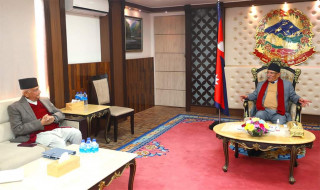 बालुवाटारमा प्रचण्ड र ओलीबीच फाइनल वार्ता 