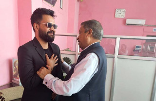 विनोद चौधरी र बालेनबीच जम्काभेट, देखियो हार्दिक सम्बन्ध