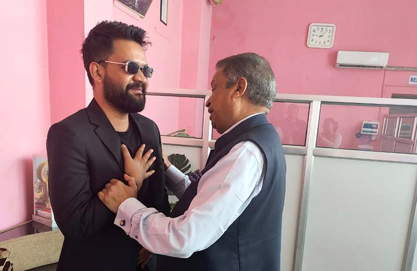 विनोद चौधरी र बालेनबीच जम्काभेट, देखियो हार्दिक सम्बन्ध