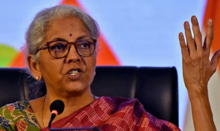 अर्थमन्त्रीद्वारा भारतीय बैंकहरूलाई वित्तीय संकटको जोखिम मूल्यांकन गर्न आग्रह
