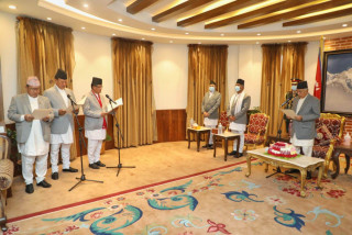 कांग्रेसका आचार्यले लिए सपथ, कुन मन्त्रालय पाए?