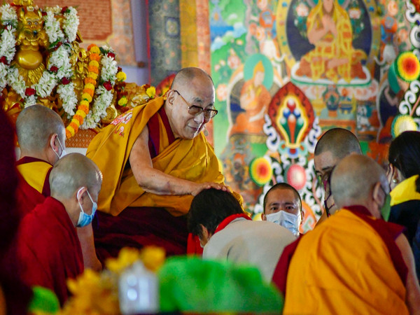 निर्वासित तिब्बती सांसदले भने- दलाई लामाको कथित भिडियोलाई 'चिनियाँ दुष्प्रचार'